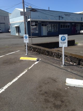 19_Parking_Sign_KTA_Keawe.jpg