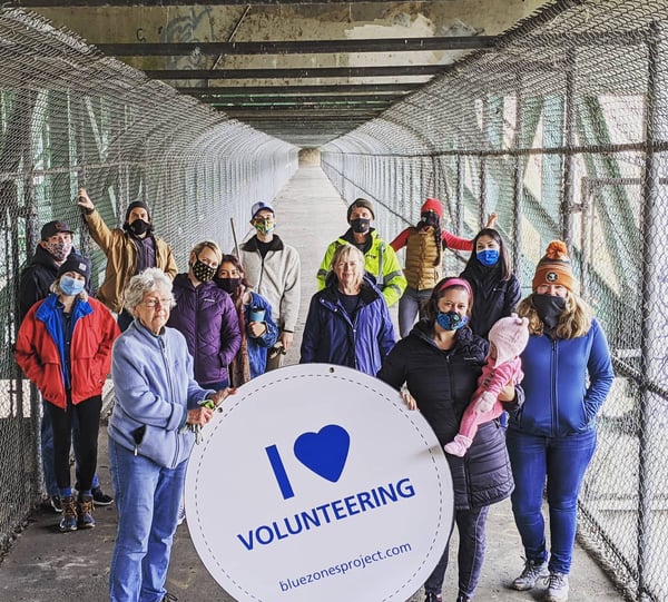 umpqua volunteers