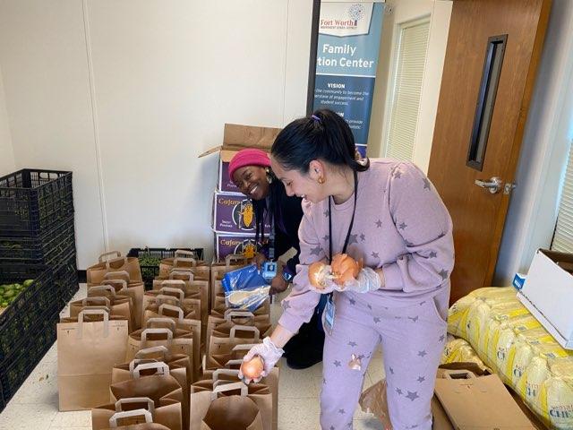 Gratitude and Giving Bags Support Families and Healthier Meals